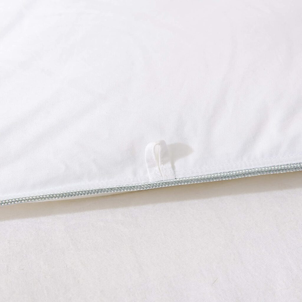 90% White Goose Down Comforter